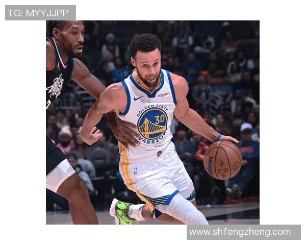 19日勇士对快船直播全程回顾与精彩瞬间分析